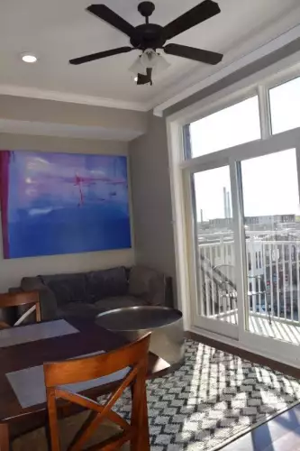 S Bed Lofts on Broadway 4