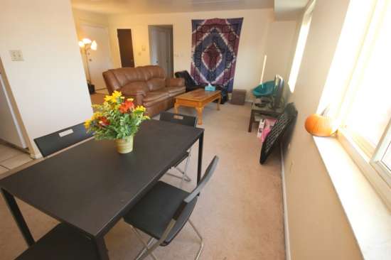 2018-10/University-of-Pittsburgh-Apartment-Building-464436.jpg