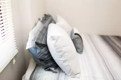 S Bed University Place 12