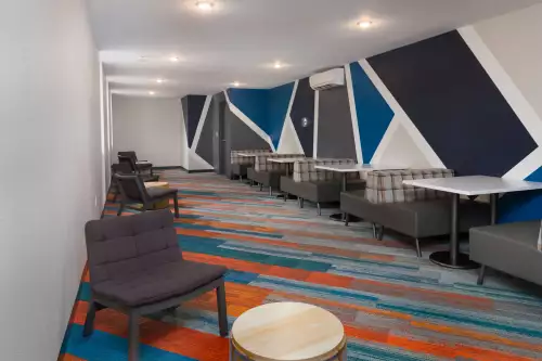 S Bed University Place 21