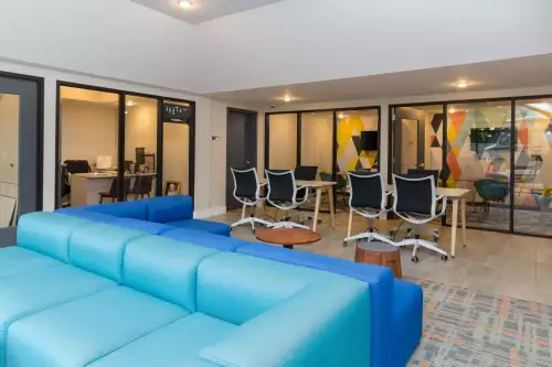 S Bed University Place 38