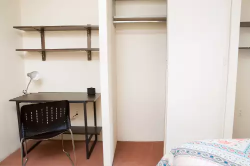 S Bed University Place 48