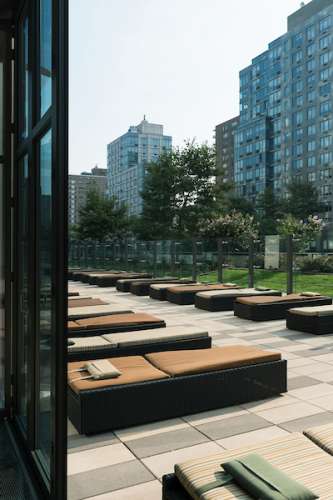 S Bed Columbus Square 13