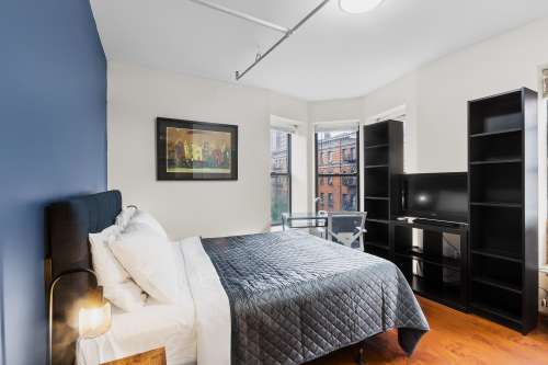 Studio Central Park Apartments - Furnished studio rentals 0