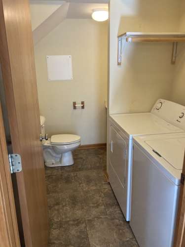 S Bed 13-17 East Stewart Road 6