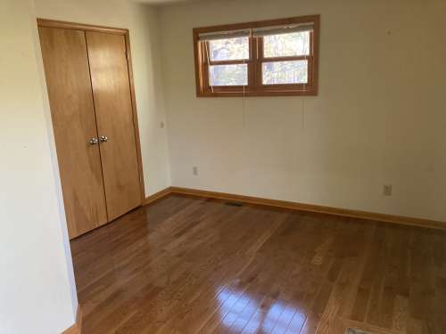 S Bed 13-17 East Stewart Road 8