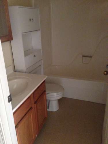 S Bed 1603 University Ave
Columbia, MO 65201 5