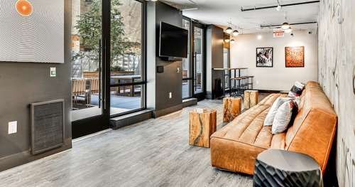 S Bed Monarch Heights Apartments 76