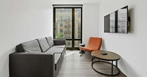 S Bed Monarch Heights Apartments 70