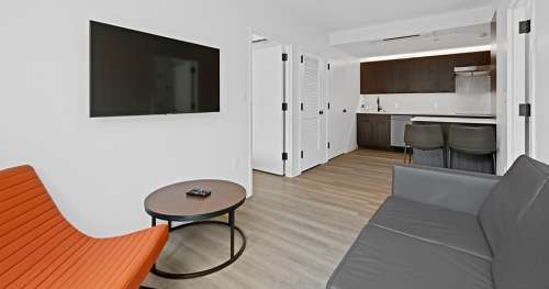 S Bed Monarch Heights Apartments 69