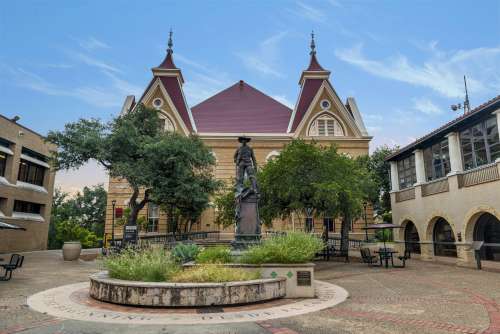 S Bed Hillside Ranch 50