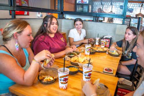 S Bed Hillside Ranch 38