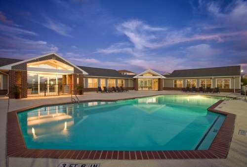 S Bed Leah Avenue Student Townhomes 40