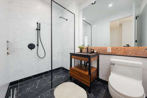 S Bed 224 West 124th 1