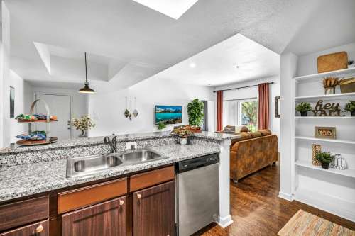 S Bed Dakota Ranch Student Apartments 32