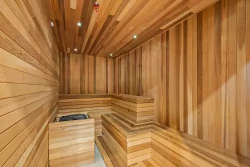 S Bed 224 West 124th 21