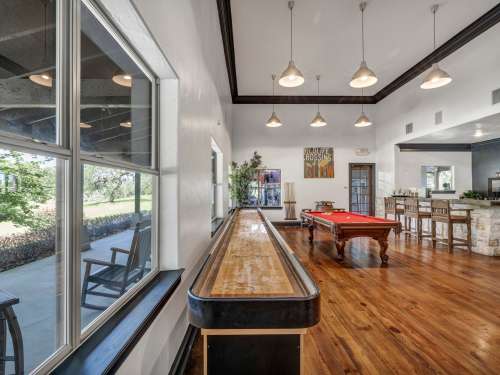 S Bed Dakota Ranch Student Apartments 23