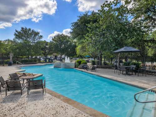 S Bed Dakota Ranch Student Apartments 17