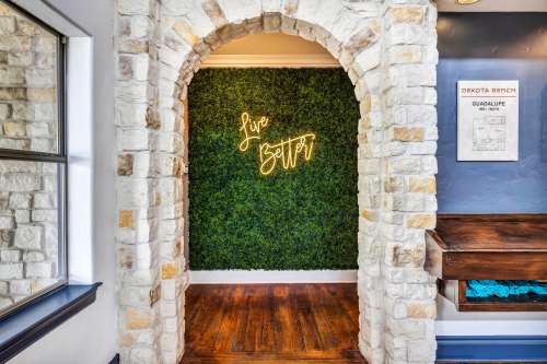 S Bed Dakota Ranch Student Apartments 20