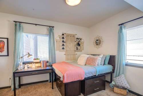 S Bed Union on Alley 36