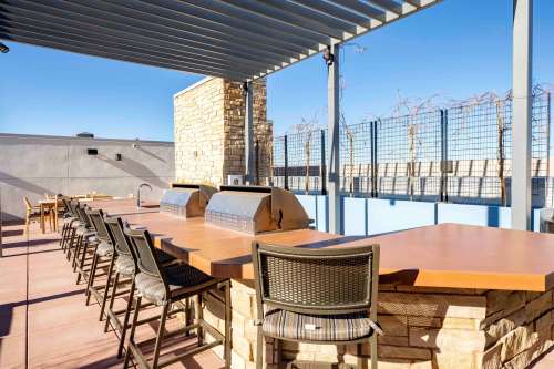 S Bed Union on Elizabeth 37