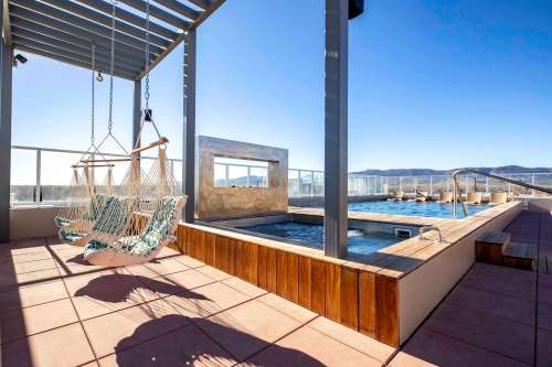 S Bed Union on Elizabeth 35