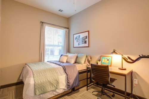 csu-Apartment-Building-15802046