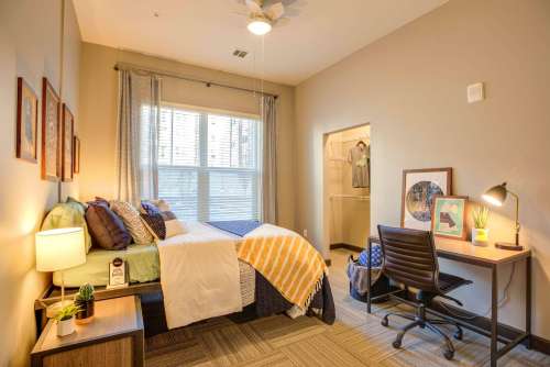 csu-Apartment-Building-15802047