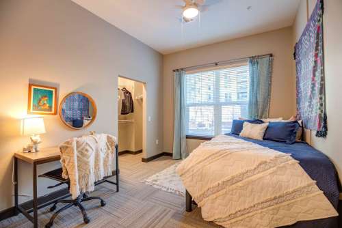 csu-Apartment-Building-15802045