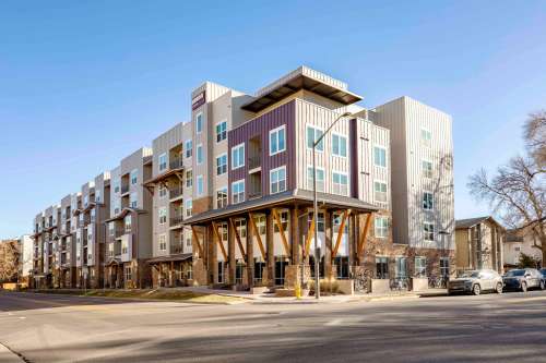 csu-Apartment-Building-15802051